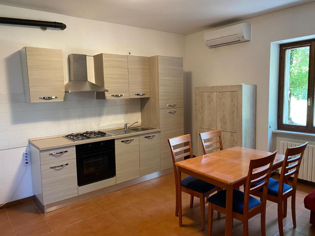 Residence Val Di Monte Malcesine Buitenkant foto