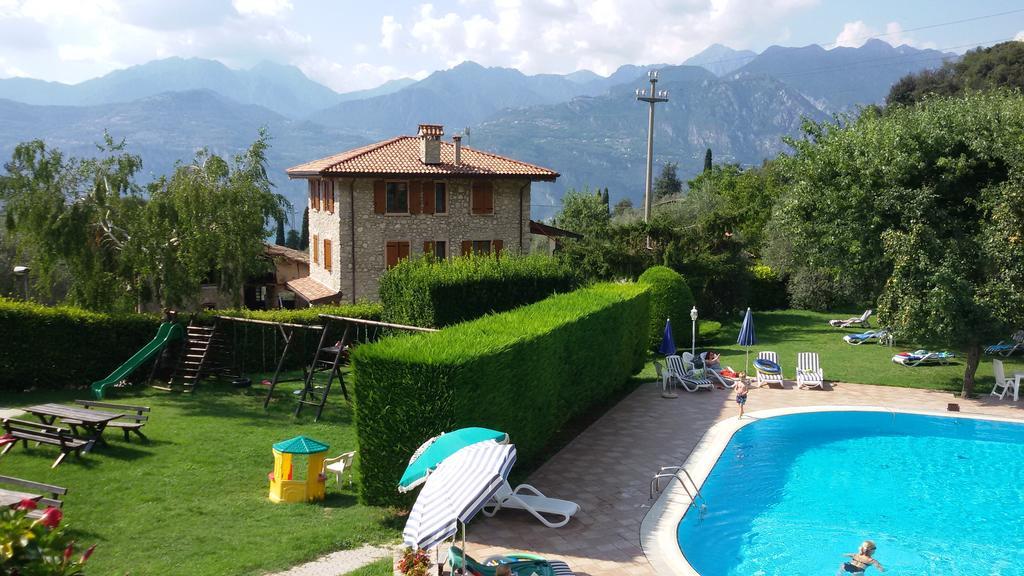 Residence Val Di Monte Malcesine Kamer foto