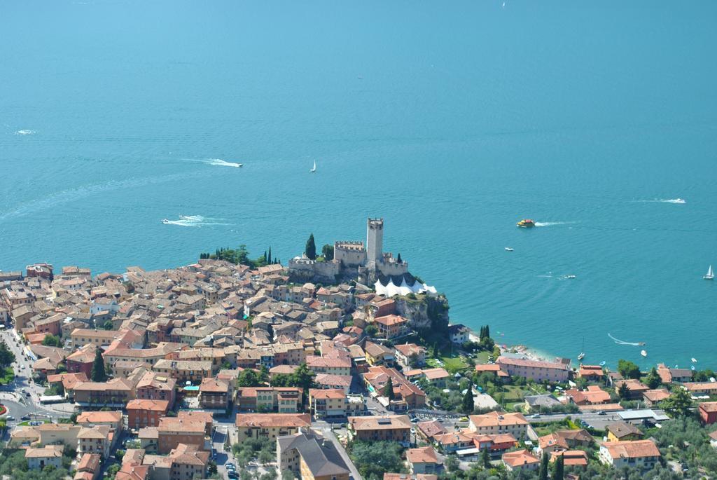 Residence Val Di Monte Malcesine Buitenkant foto