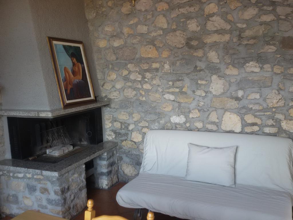 Residence Val Di Monte Malcesine Buitenkant foto