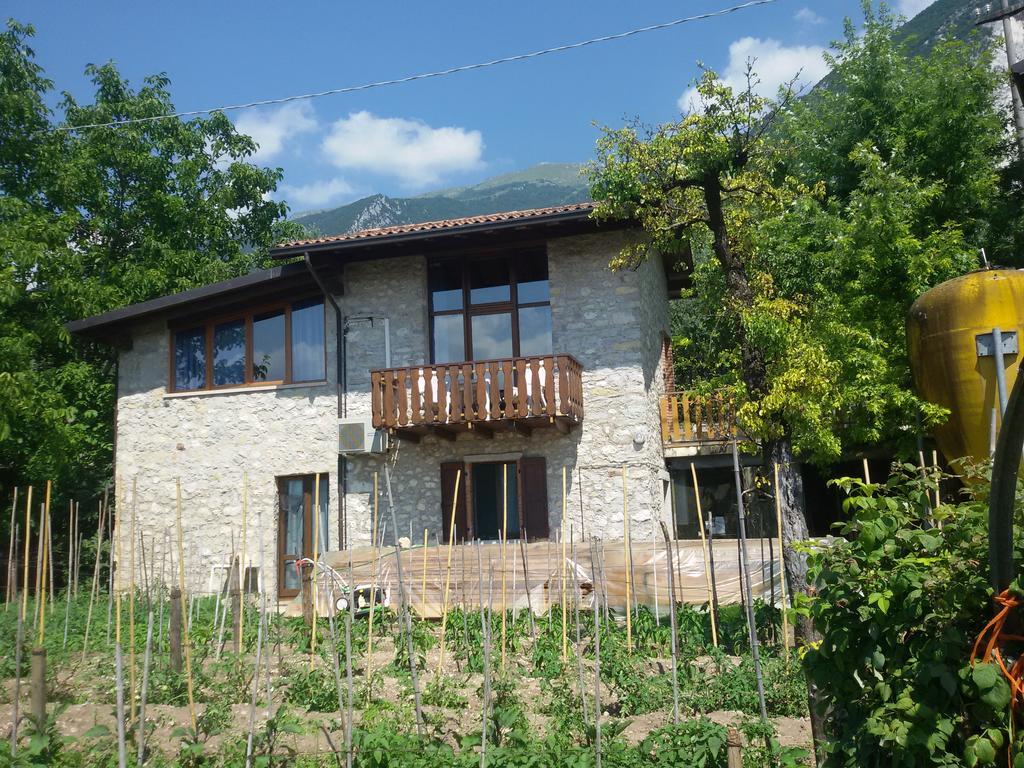 Residence Val Di Monte Malcesine Buitenkant foto