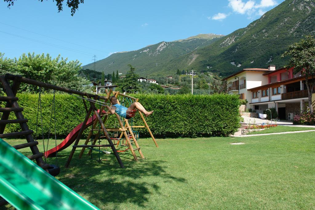 Residence Val Di Monte Malcesine Buitenkant foto