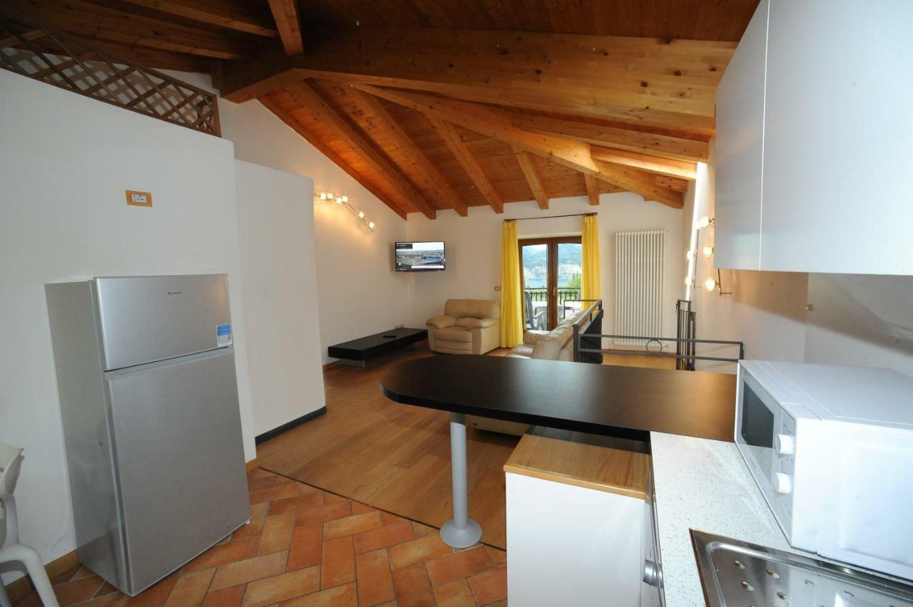 Residence Val Di Monte Malcesine Buitenkant foto